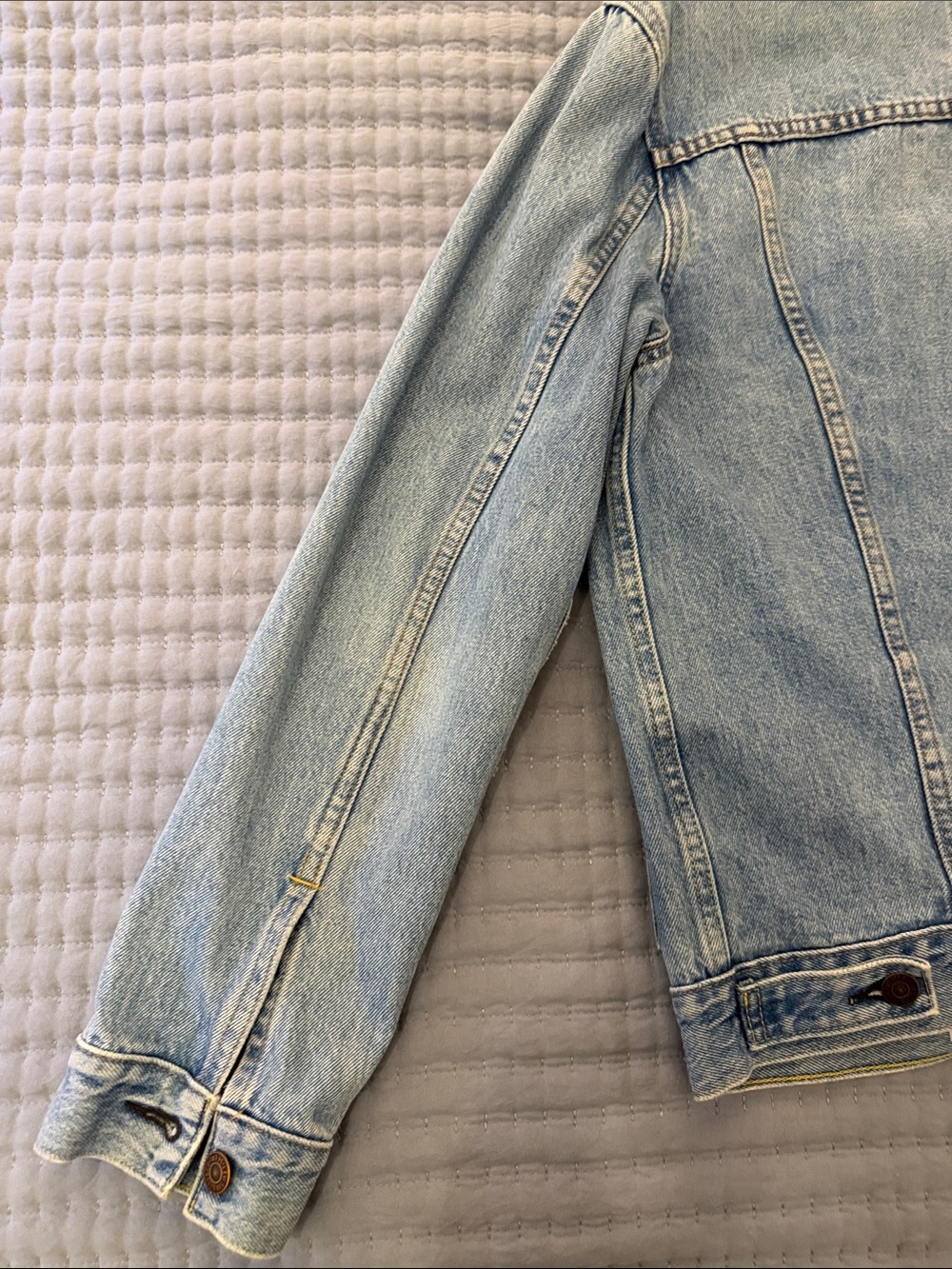 Levi's Classic Light Blue Denim Work Jacket - Picture 11 of 11